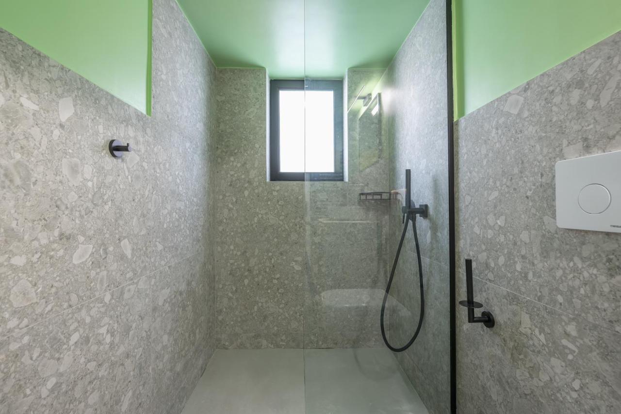 Comfy And Modern Apartment Athena Bagian luar foto