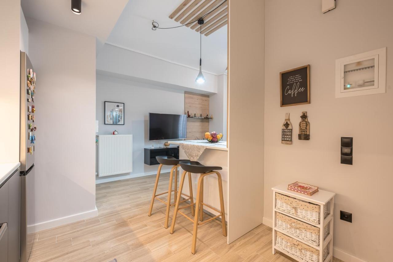 Comfy And Modern Apartment Athena Bagian luar foto